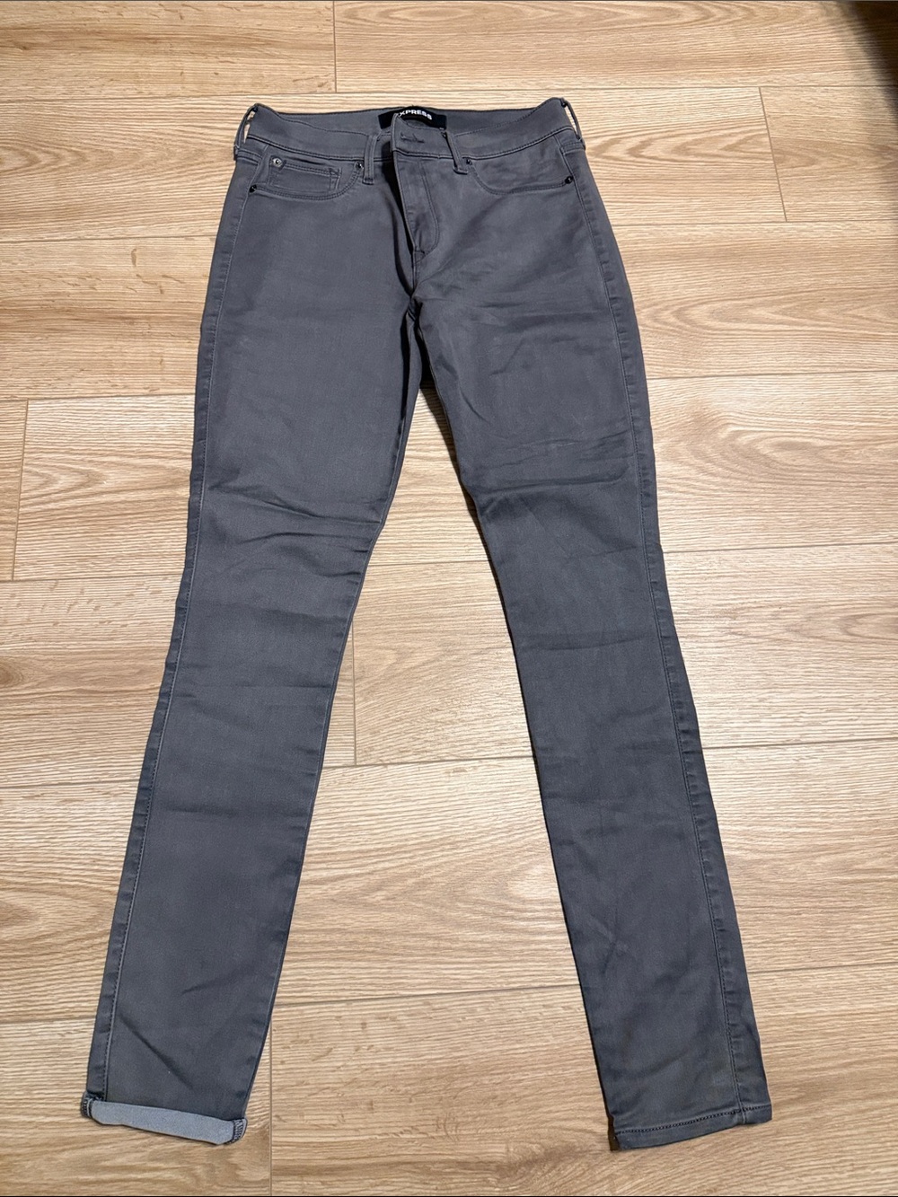 Express Women’s Gray Mid Rise Jeans 8 Long
